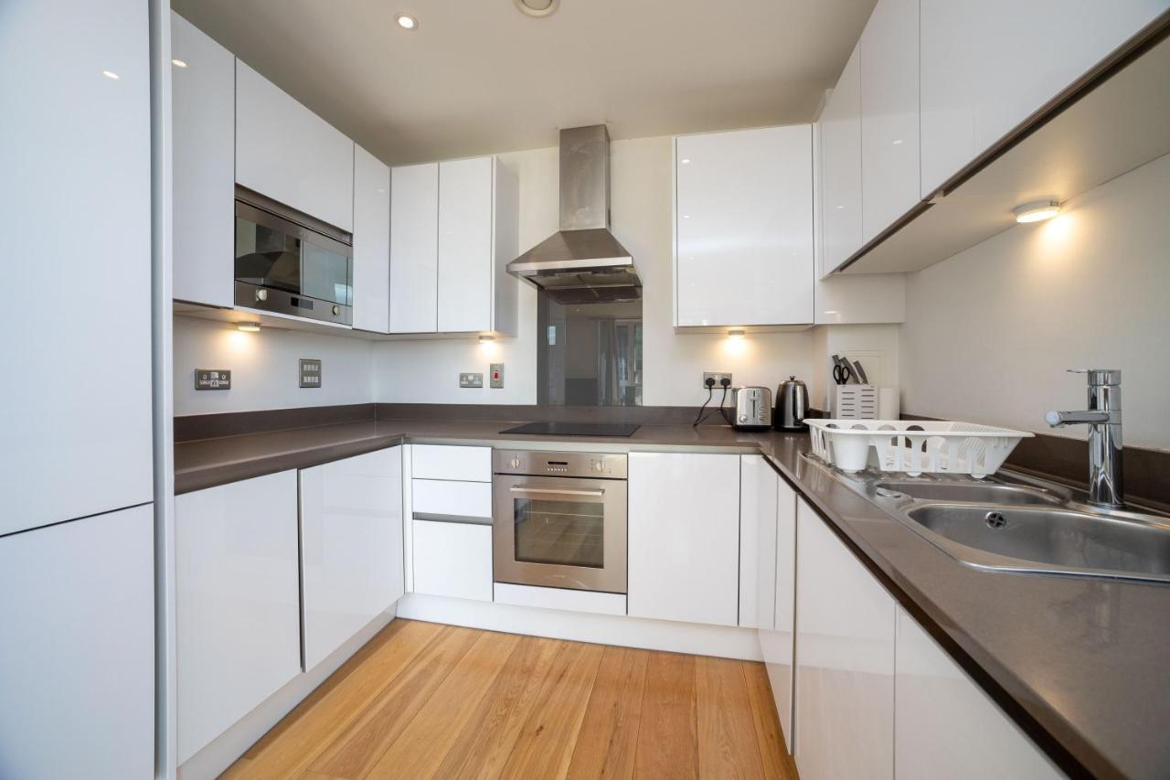 La Creme 1 Bed Apartment - Canning Town London Exterior photo